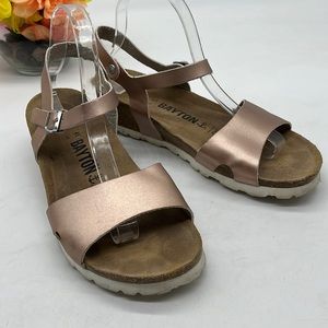 Bayton Rose Gold Leather Sandals Size 10. MCS2845G